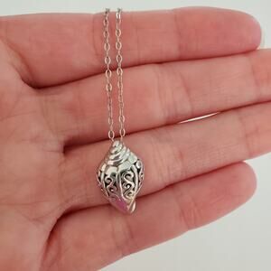 Sterling Silver Plated Seashell Pendant Silver Chain
